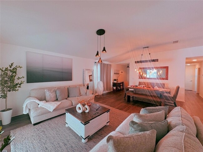 Building Photo - 1084 Papaya Cir.