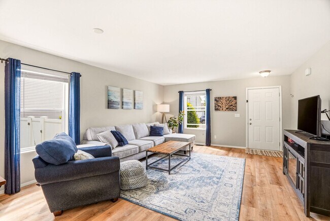 Building Photo - Spacious 3BR/3BA Sonata Springs Home | Minutes to Gonzaga & Downtown Spokane