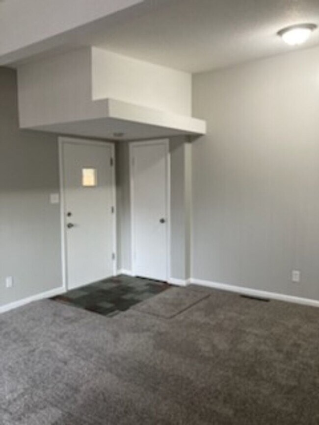 Building Photo - 3707 SW 29th Terrace