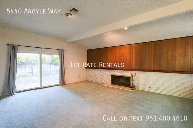 Building Photo - 5440 Argyle Way