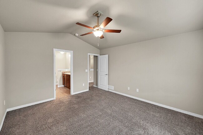 Building Photo - $2,550 - 4 Bed, 3 Bath Home in Colorado Sp...