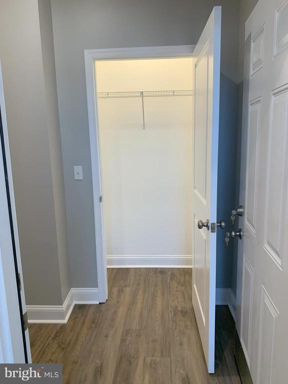 Building Photo - 168 Haddon Ave