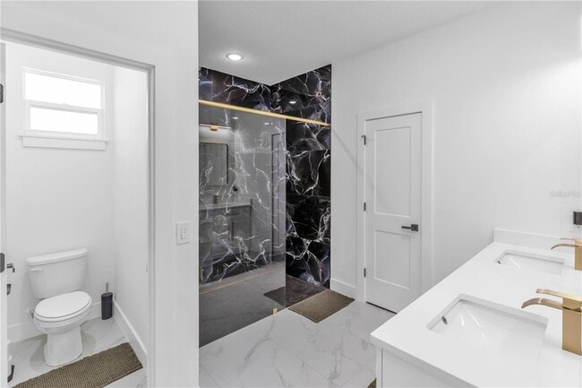 Building Photo - 780 Kangaroo Ct