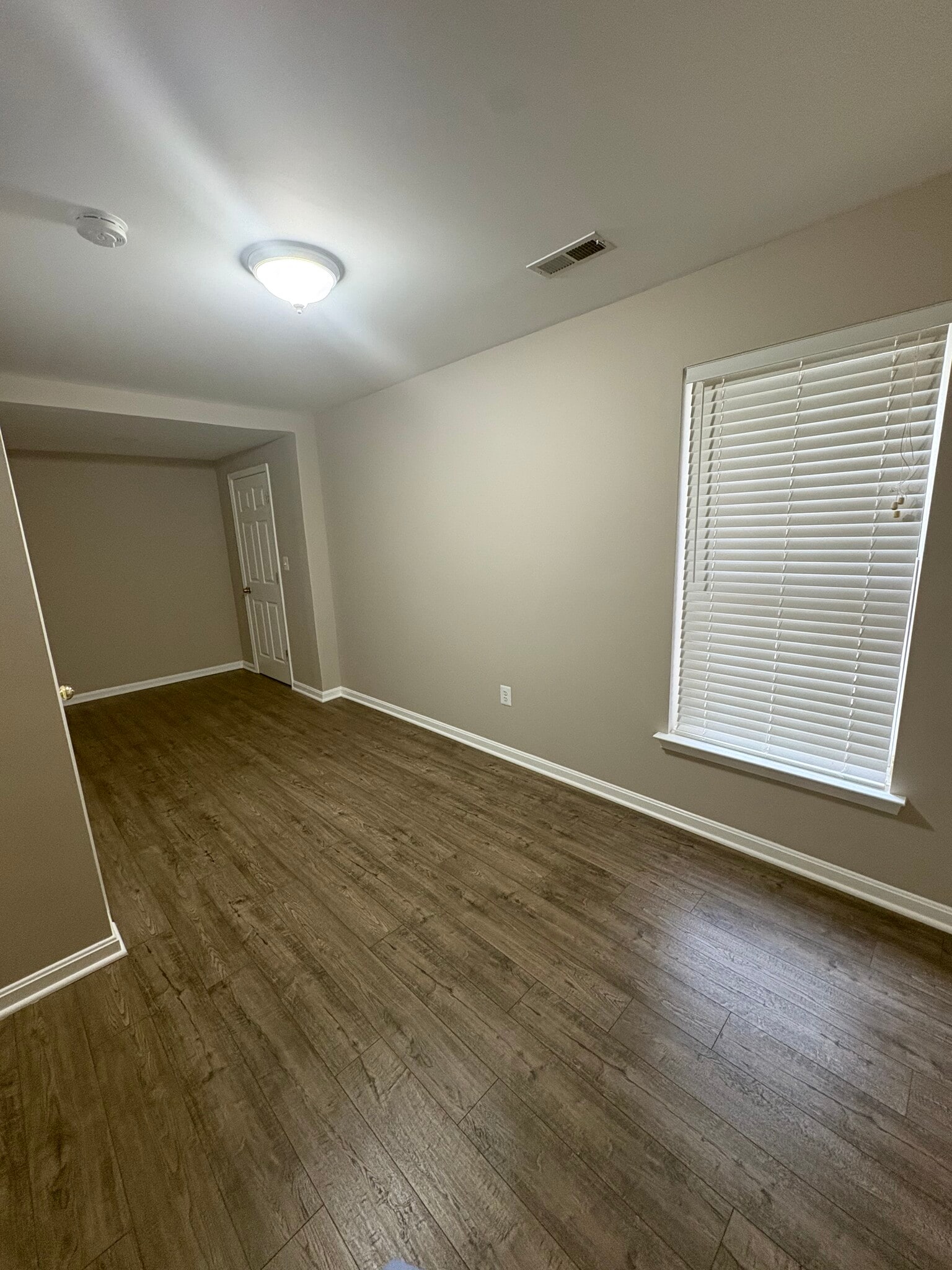 Building Photo - 3197 Tulip Tree Pl