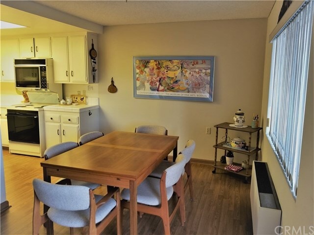 Building Photo - 3033 Via Vista
