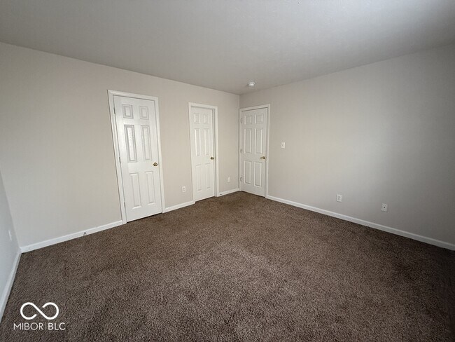 Building Photo - 7202 Parklake Cir