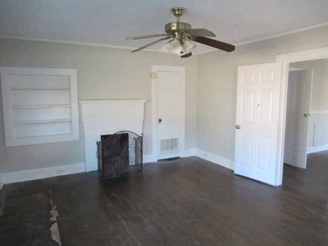 Building Photo - 1404 Maple St