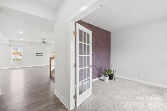 Building Photo - 7067 Waterwheel St SW