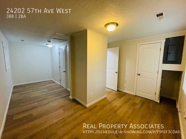 Building Photo - 24202 57th Ave W