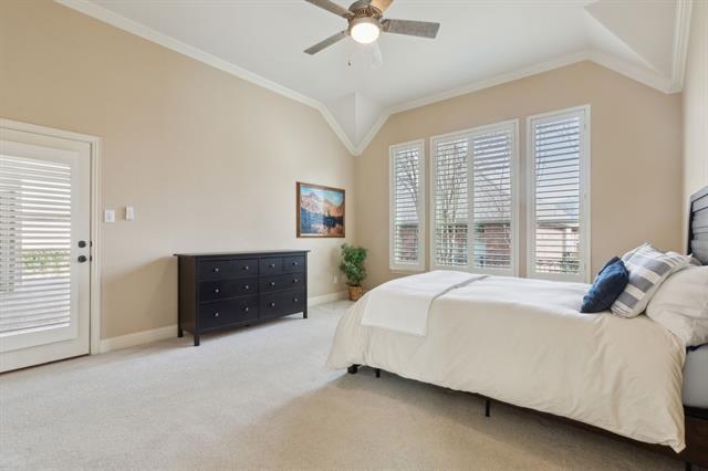 Building Photo - 814 Barton Springs Dr