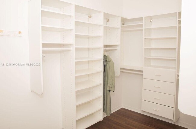 Building Photo - 8464 SW 138th St