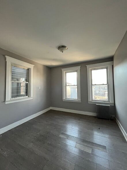 Building Photo - 51 Wade St