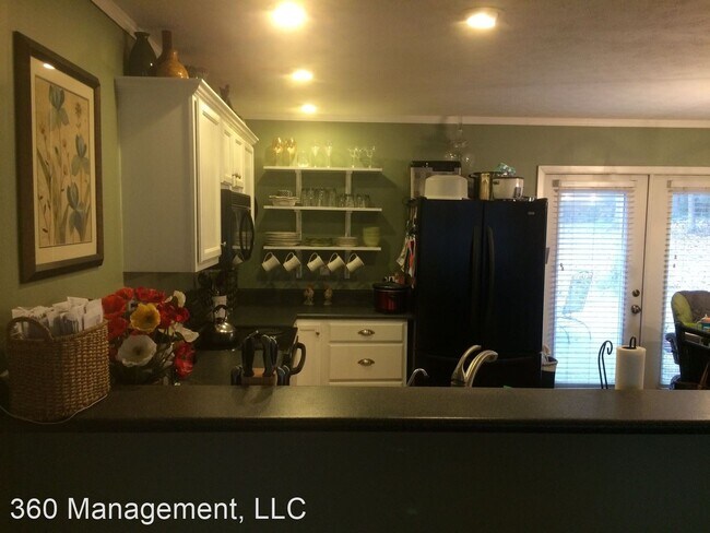 Building Photo - 4 br, 2 bath House - 128 S. Ryan Street