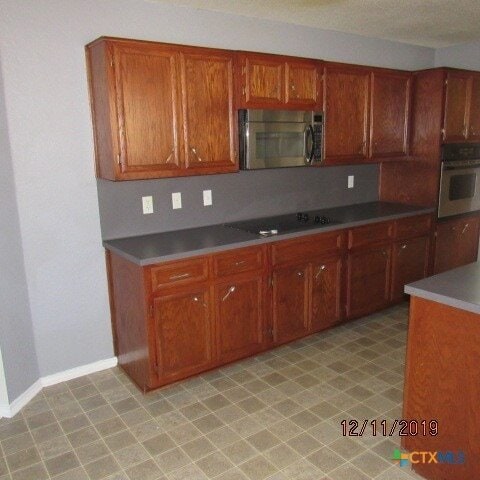 Building Photo - 5510 Shawn Dr