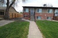 Building Photo - 707 E Magnolia St