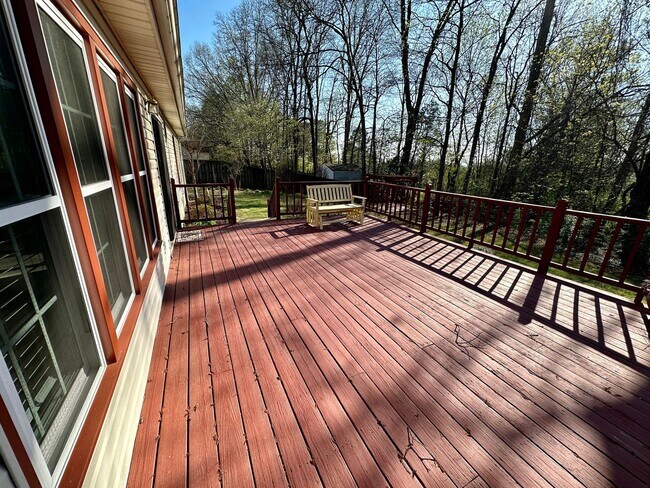 Building Photo - Spacious 4-Bedroom Home with Bonus Room & Exceptional Amenities