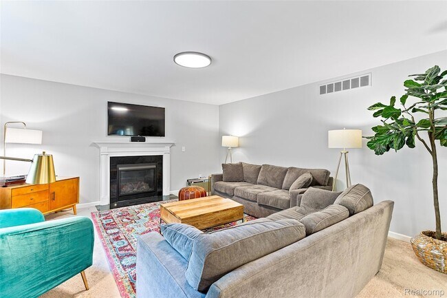 Building Photo - 32724 Laurelwood Ct