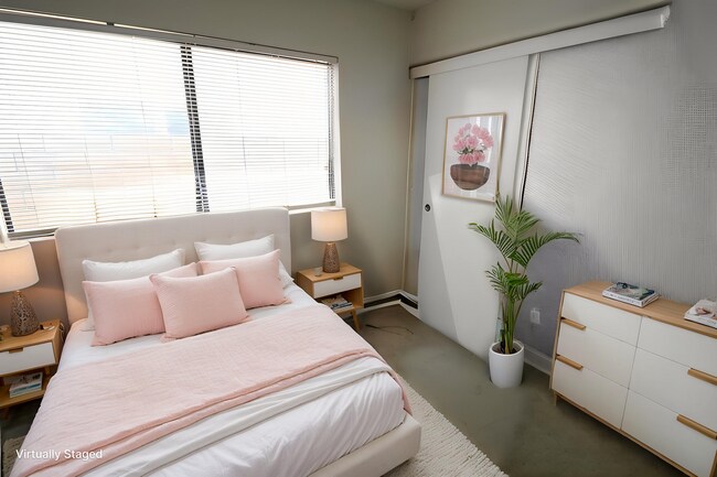 Building Photo - 178 S Shattuck Pl