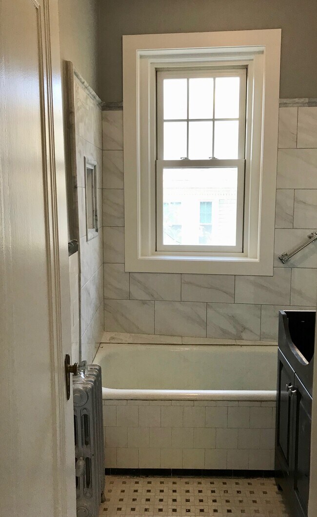 renovated bath - 52 Strathmore Rd