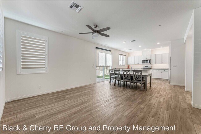 Building Photo - 3 br, 3 bath House - 3766 Trancoso Ave