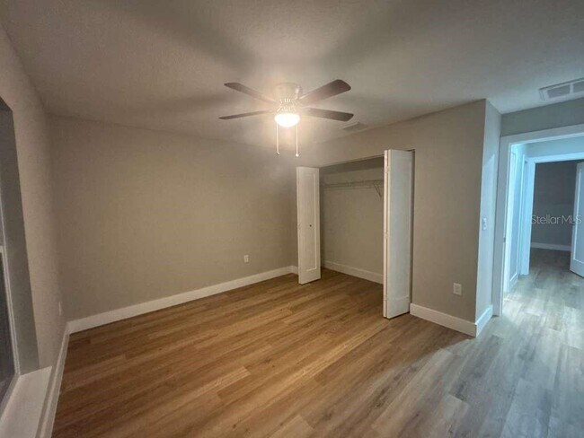 Building Photo - 1884 W Quaker Ln