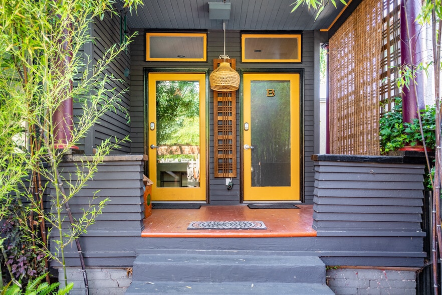 Building Photo - 1629 13th Ave