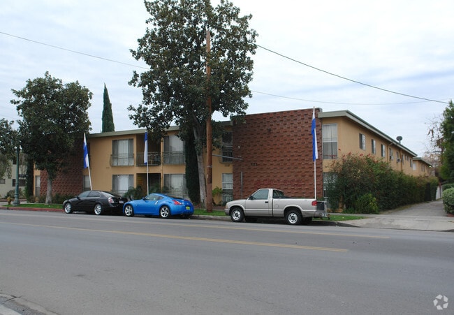Primary Photo - 10736 Magnolia Blvd