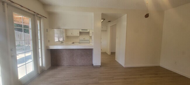 Building Photo - 4508 Foxboro Ave