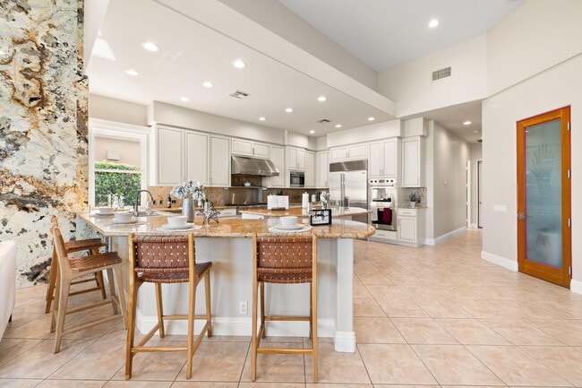 Building Photo - 49430 Montana Way