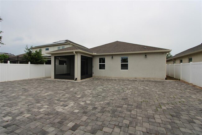 Building Photo - 2380 Sanderling St