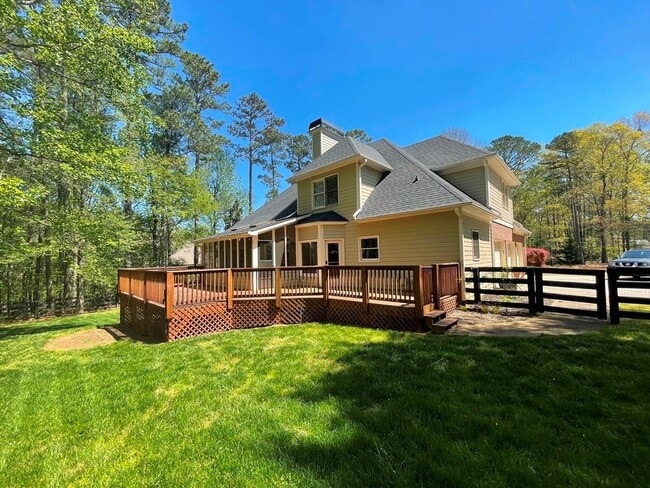 Building Photo - 510 Stonebrook Farms Dr
