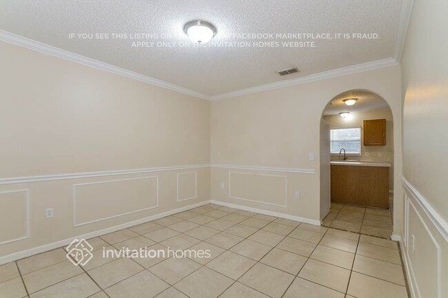 Building Photo - 6108 Waterfield Way