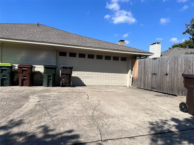 Building Photo - 2804 Clear Springs Dr