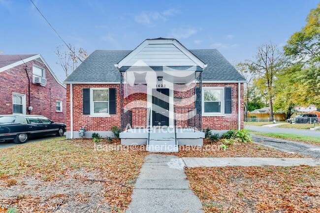 Primary Photo - 1620 Catalpa St
