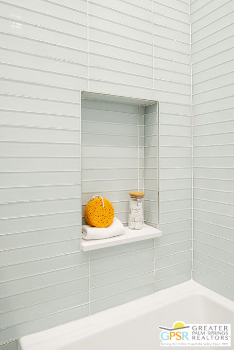 Building Photo - 717 Orlando Ave