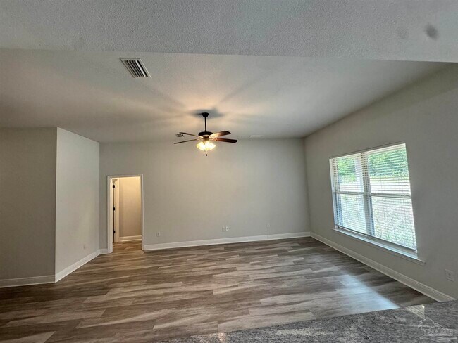 Building Photo - 5723 Maggie Rose Cir