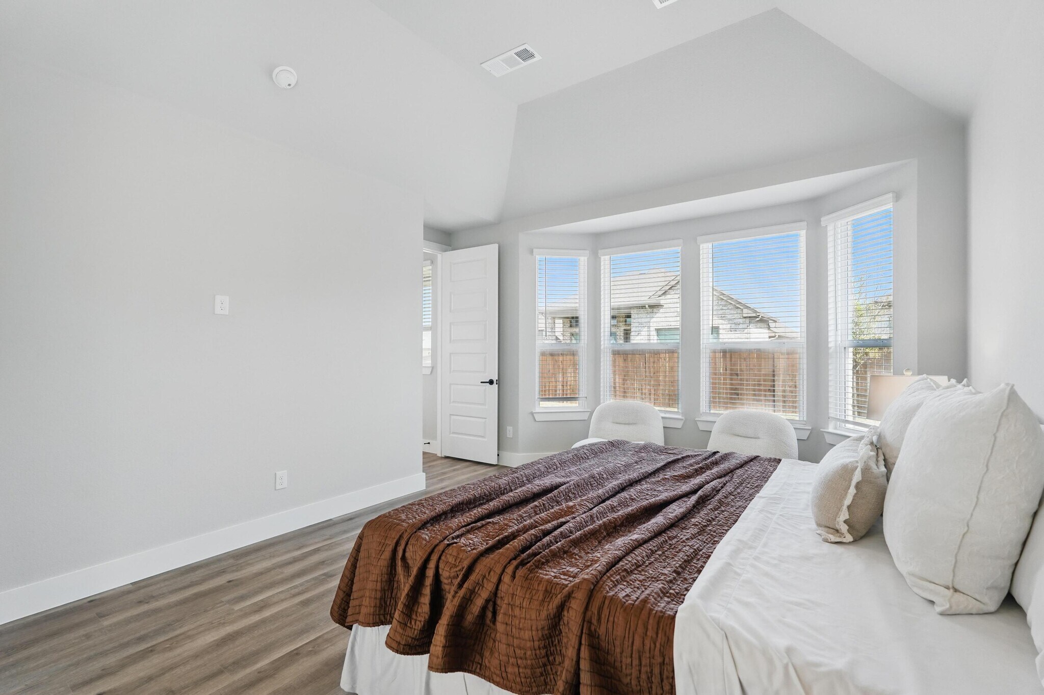 Building Photo - 3003 Wind Knot Way