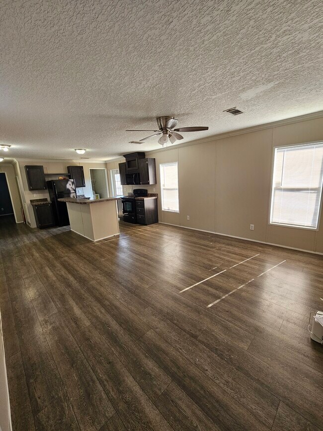 Building Photo - 2812 Edward Ave