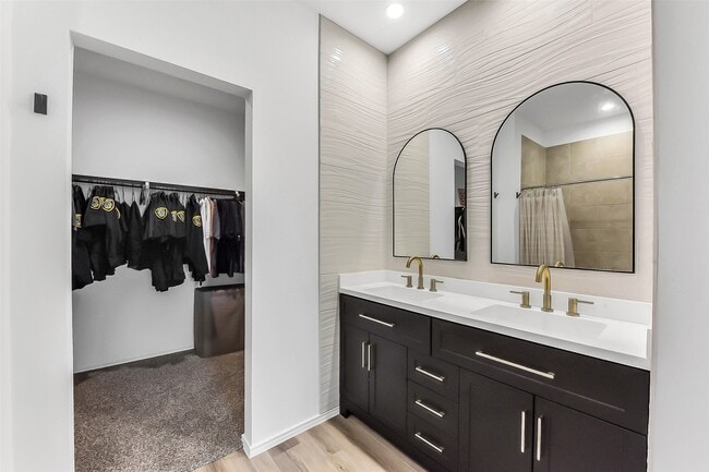 Building Photo - 14816 Crimson Peak Ln