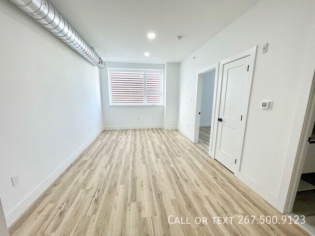 Building Photo - Brand new One and Two Bedrooms. Great Loca...