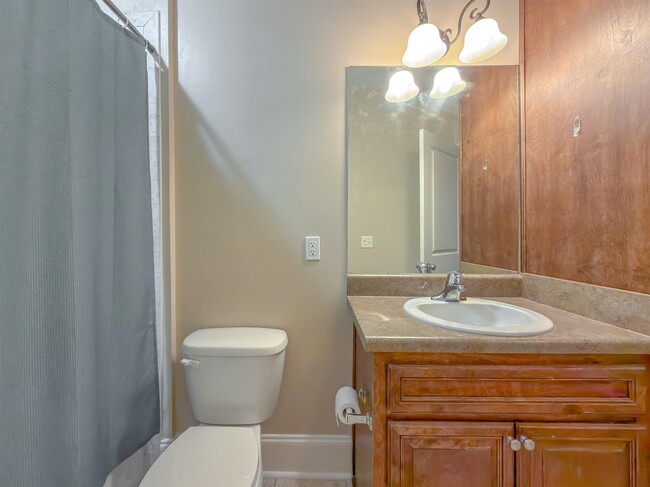 Building Photo - 1946 Sagebrook Dr