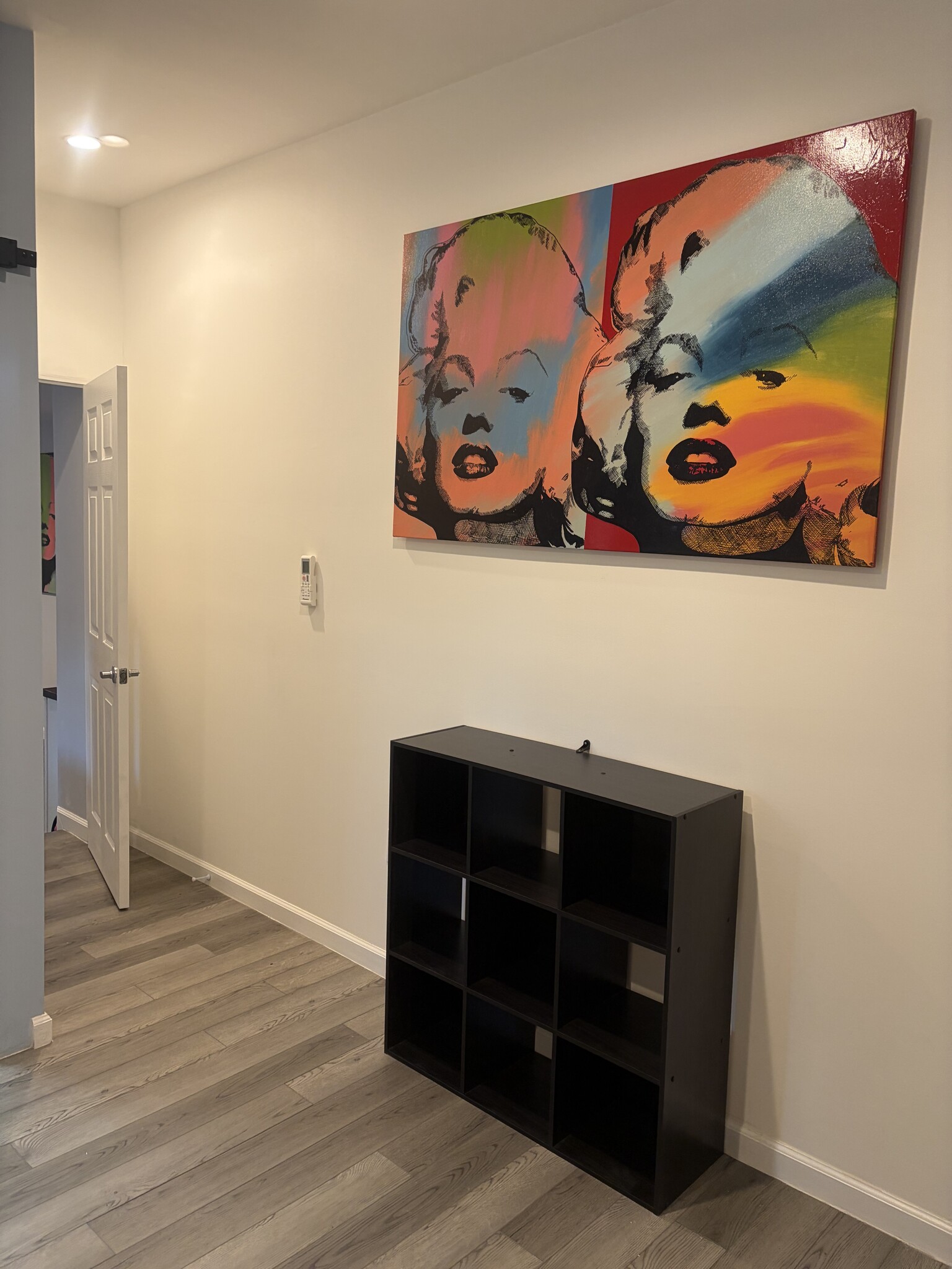 Building Photo - 433 S Fairview St