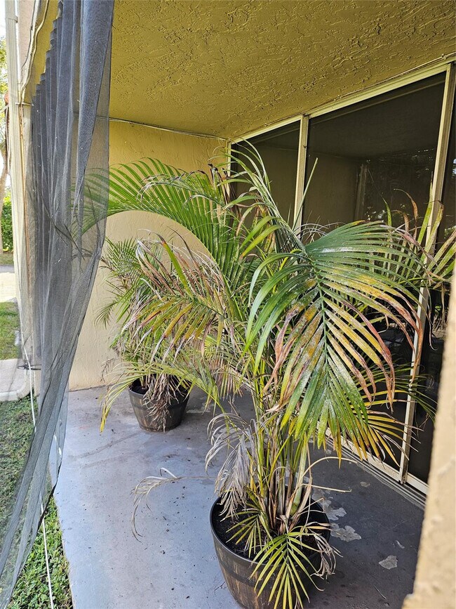 Building Photo - 8294 NW 24th St