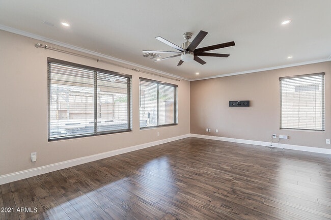 Building Photo - 16010 S 17th Dr