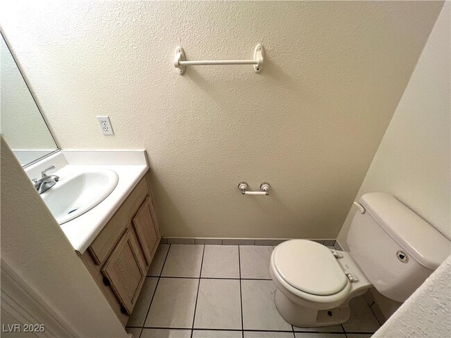 Building Photo - 4548 Aviation St