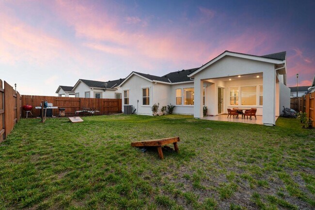 Building Photo - Beautiful Single-Story Home for Rent – West Roseville