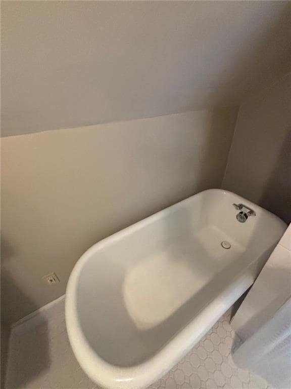 Building Photo - 712 Hope St