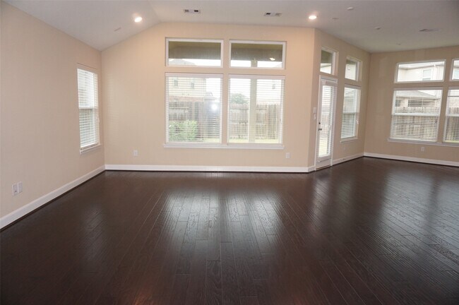 Building Photo - 1235 Posey Ridge Ln