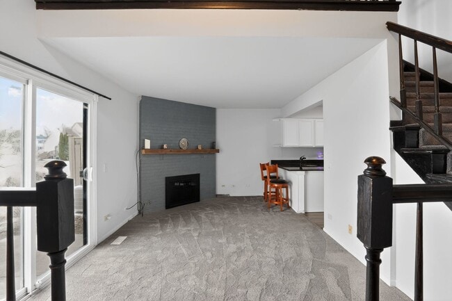 Building Photo - 1336 Queensgreen Cir