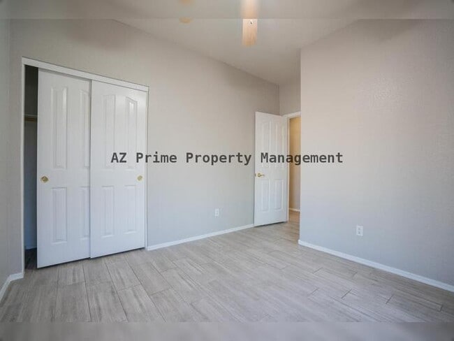 Building Photo - 9461 W Quail Ave